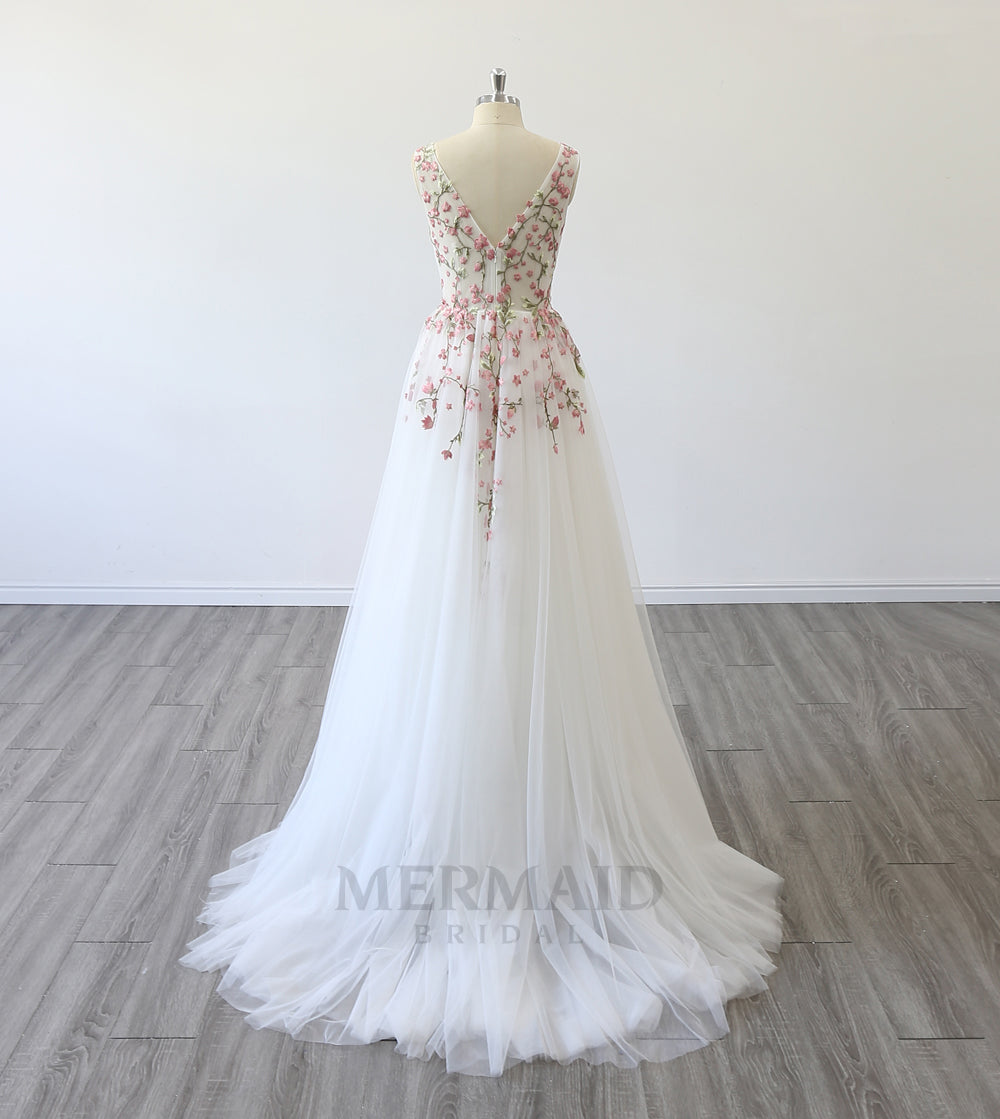 Backless V Neck Sweep Train  Boho Colored Wedding Dress 2023