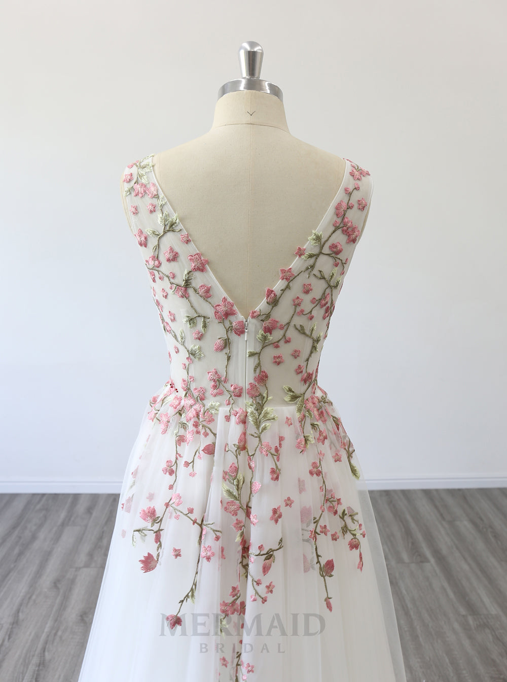 Backless V Neck Sweep Train  Boho Colored Wedding Dress 2023