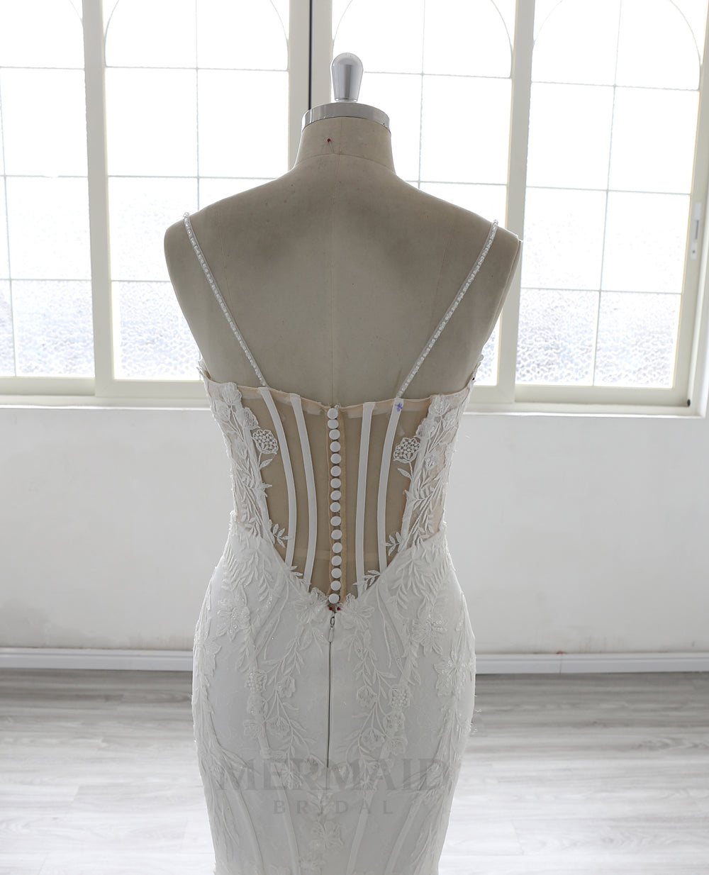 2025 mermaid wedding dress Vintage Lace Wedding Dresses V Neck Mermaid Court Train Bridal Dresses 2025 Lace Bridal Gowns