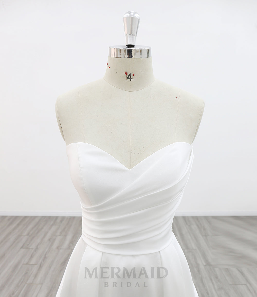 Simple Sweetheart Court Train A Line Mikado Wedding Dress 2025