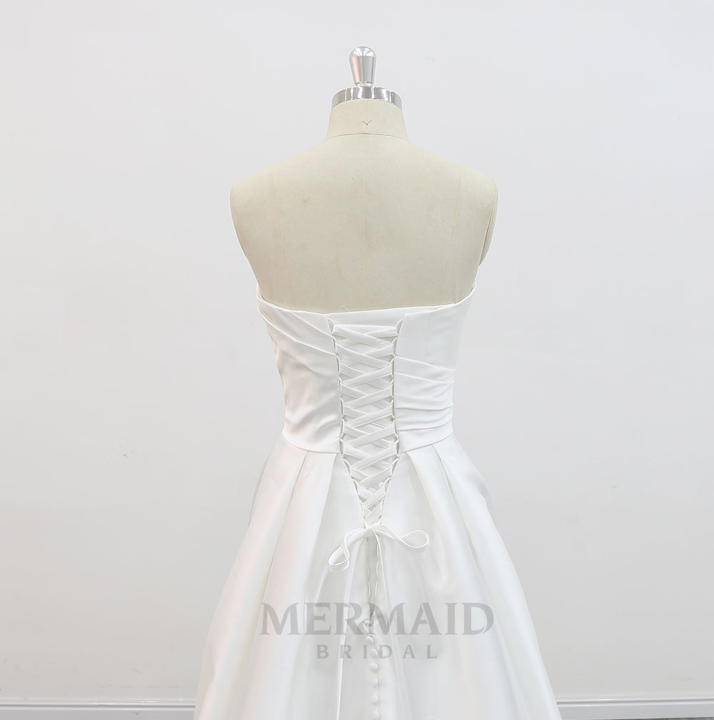 Simple Sweetheart Court Train A Line Mikado Wedding Dress 2025