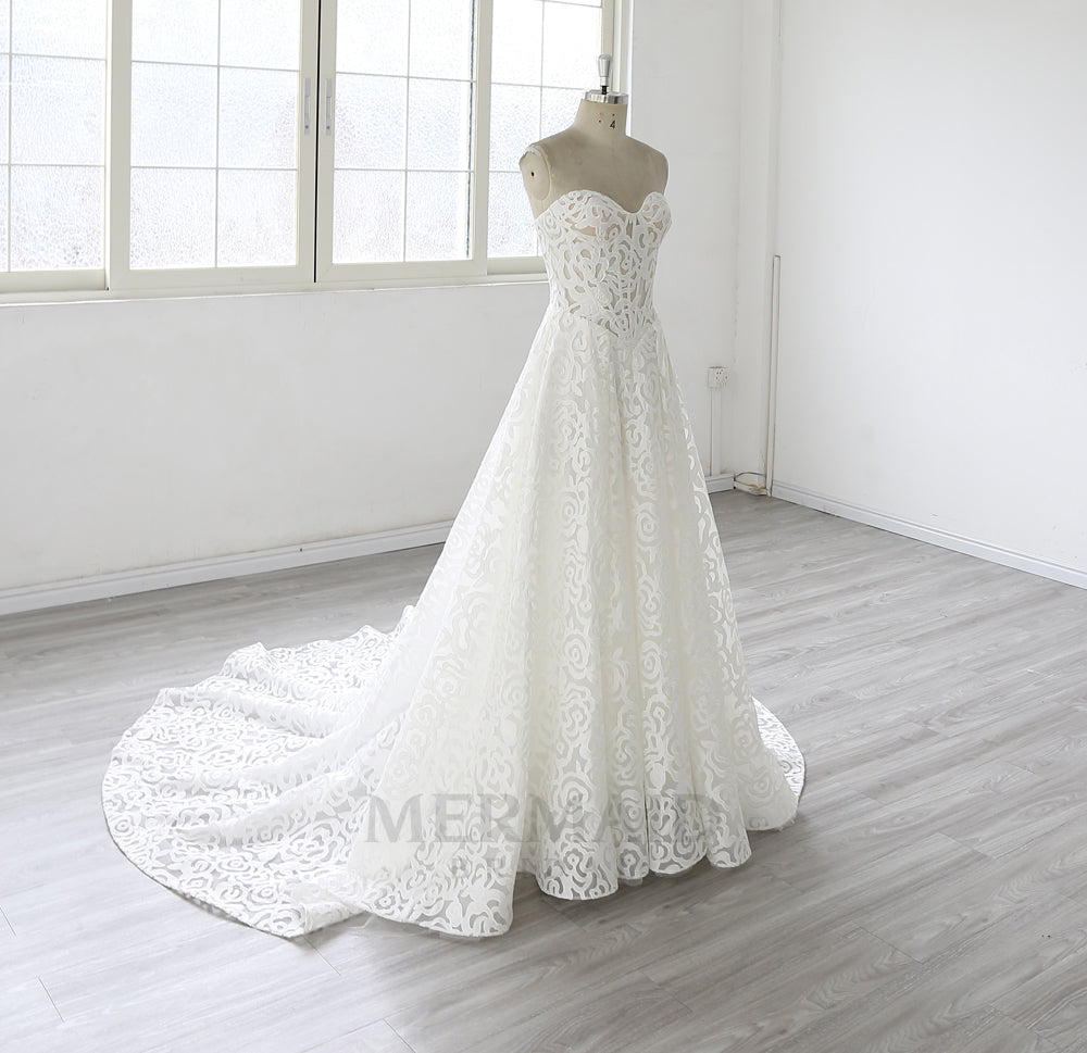 New Sweetheart Court Train Backless Lace A Line Wedding Dress 2025 With Slit