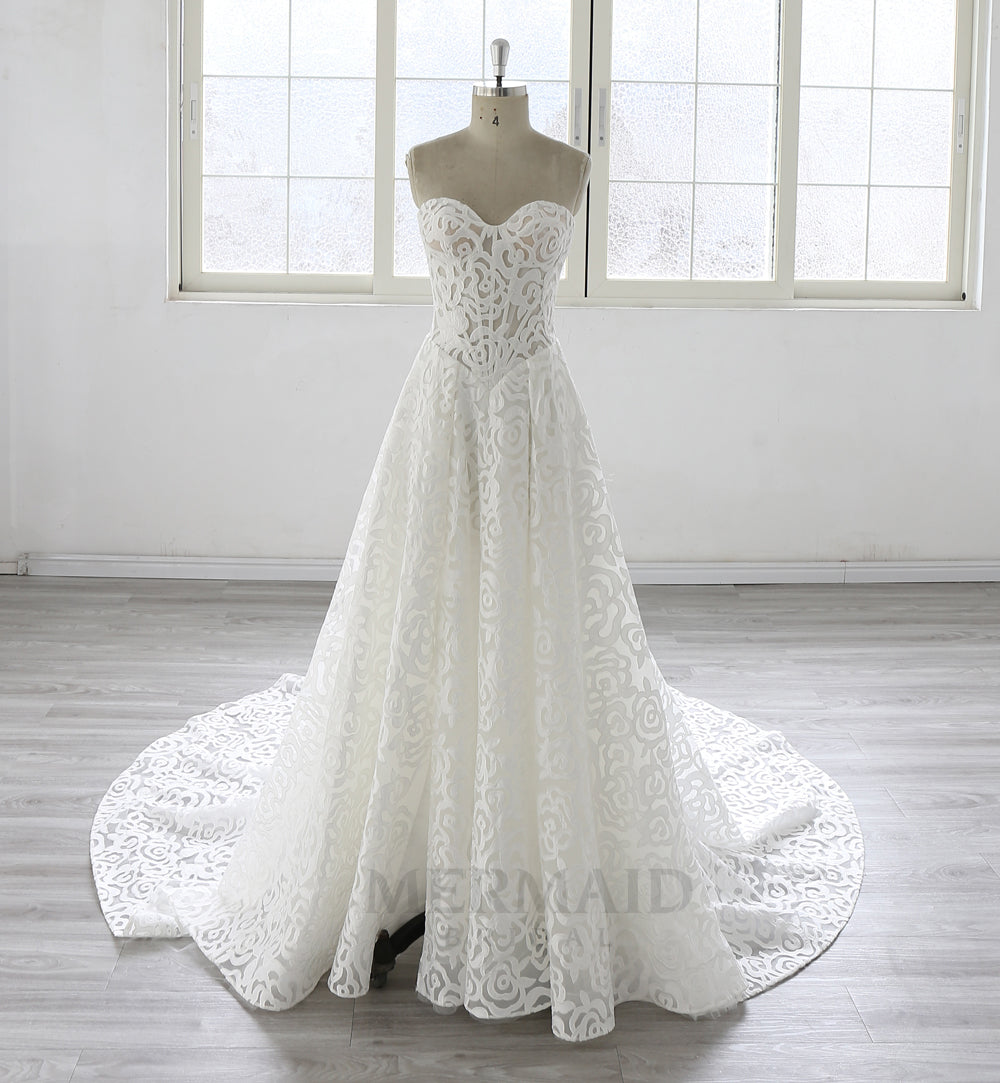 New Sweetheart Court Train Backless Lace A Line Wedding Dress 2025 With Slit