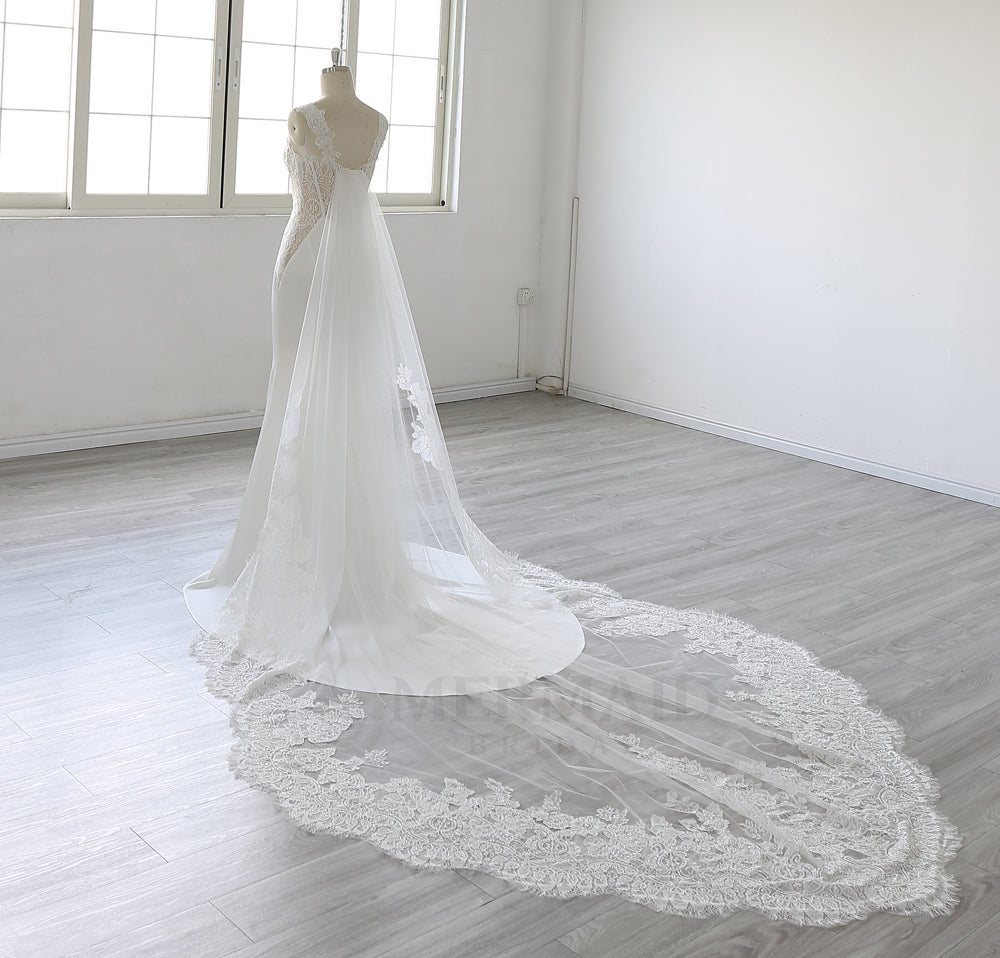 New Sweetheart Court Train Beaded  2 in 1 detachable Wedding Dress 2025