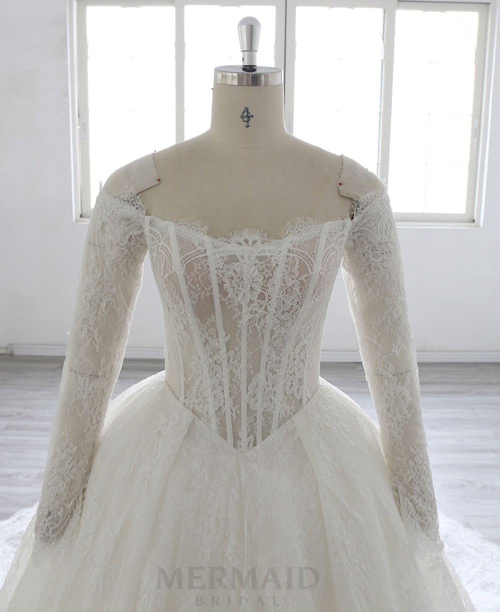 Luxury Detachable Long Sleeves Chapel  Train Boned lace Ball Gown Wedding Dress