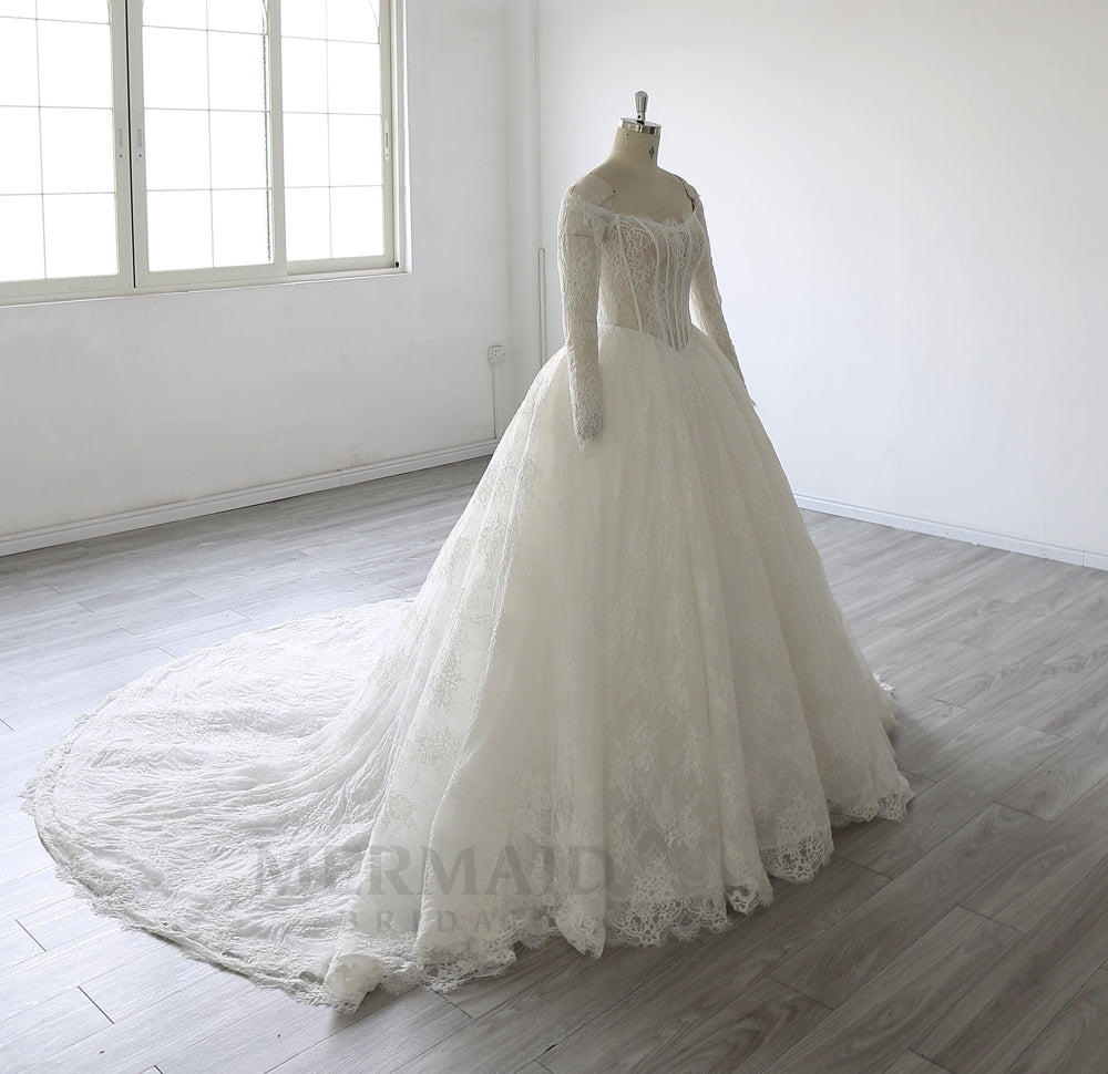 Luxury Detachable Long Sleeves Chapel  Train Boned lace Ball Gown Wedding Dress