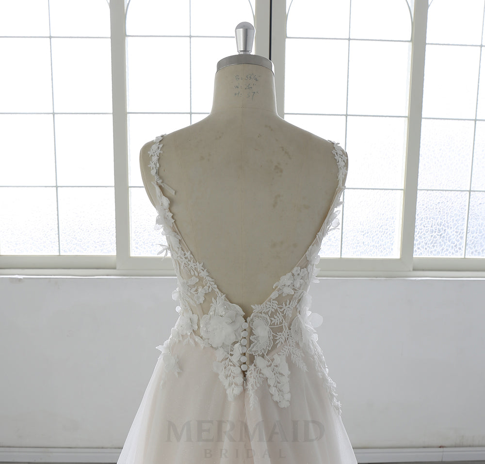 Spaghetti Straps 3D Flowers Lace Beach Outdoor Boho Wedding Dress
