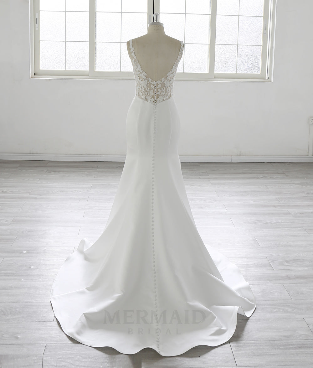 New V Neck Sweep Train Backless Lace Mermaid Cut Wedding Dress  With Slit
