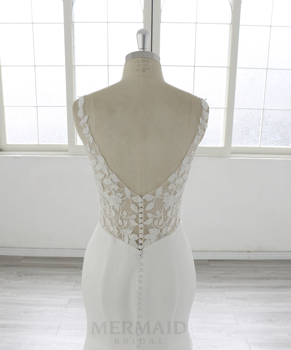 New V Neck Sweep Train Backless Lace Mermaid Cut Wedding Dress  With Slit