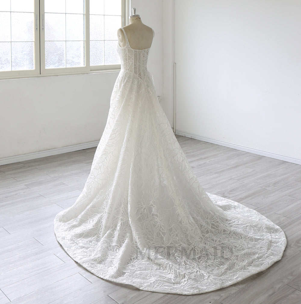 Square Neck Court Train A Line Heavy Lace Wedding Dress 2026