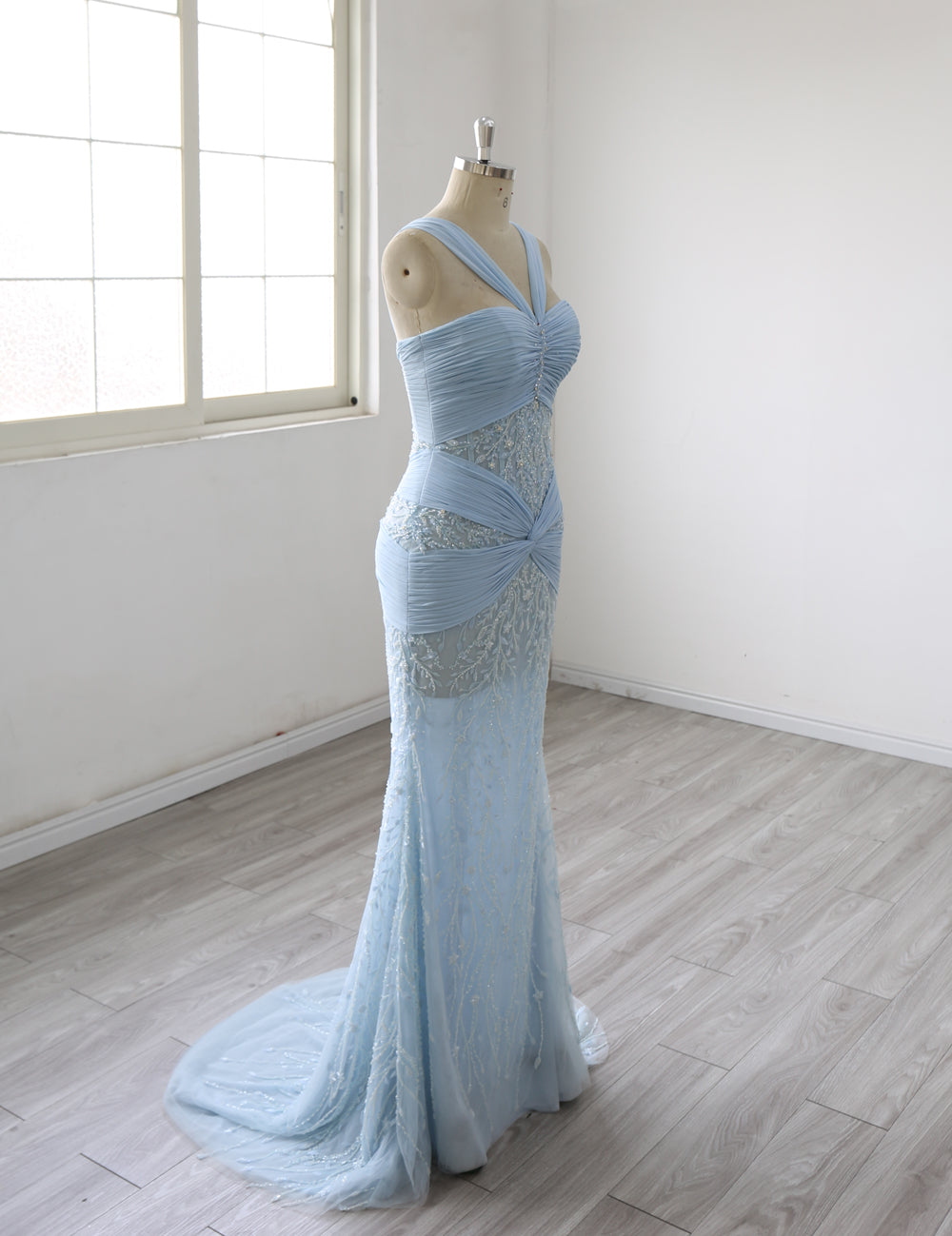 Light Blue Mermaid Evening Dress Women  Sweetheart Neck Straps Ruched Lace Embroidered Formal Gown Long Prom Dress