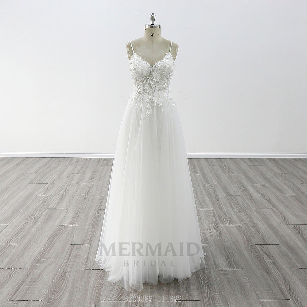 Spaghetti Straps V Neck Floor Length 3d Lace Outdoor Beach Bohemian Wedding Dress