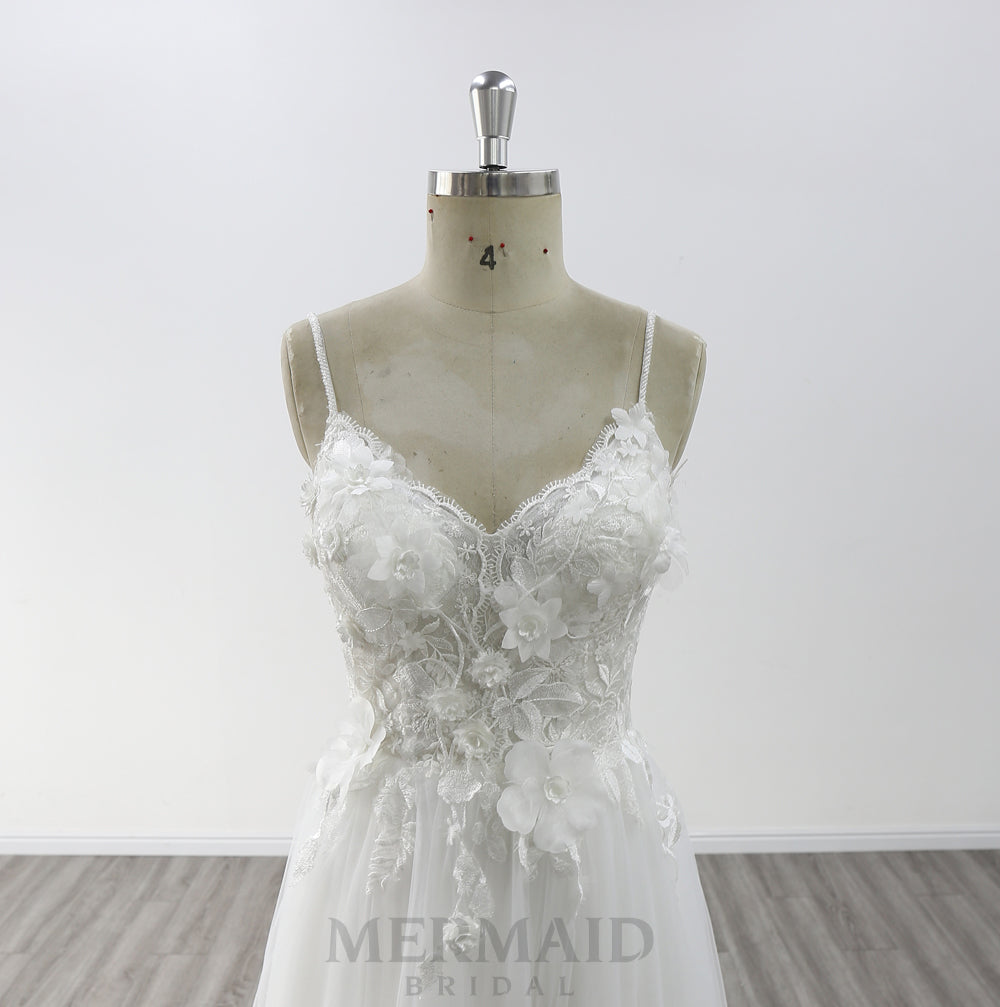 Spaghetti Straps V Neck Floor Length 3d Lace Outdoor Beach Bohemian Wedding Dress