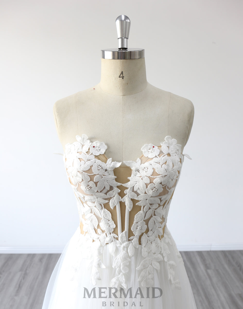 New Bohemian Beach Wedding Dress With Slit