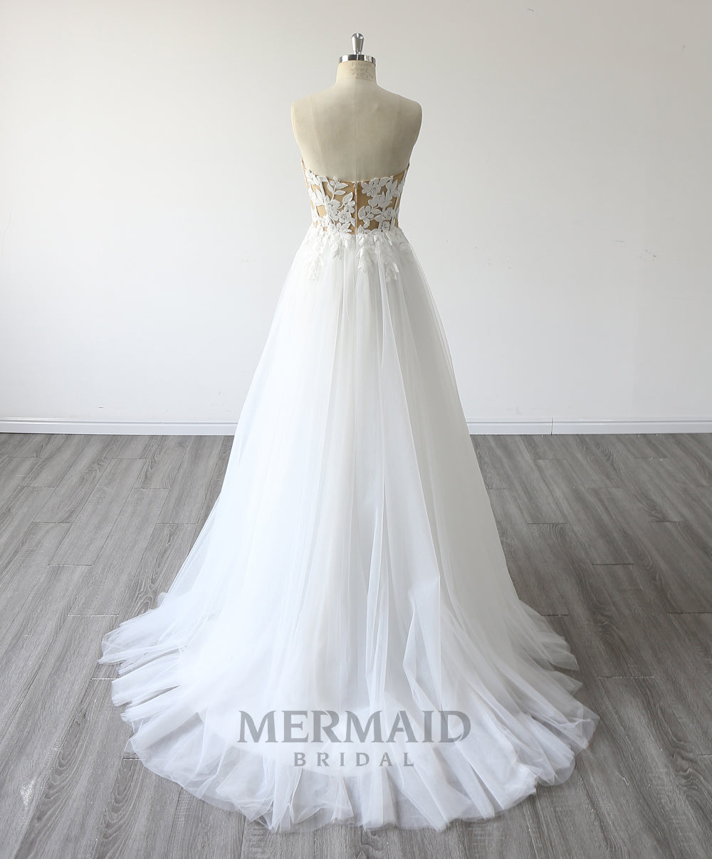 New Bohemian Beach Wedding Dress With Slit